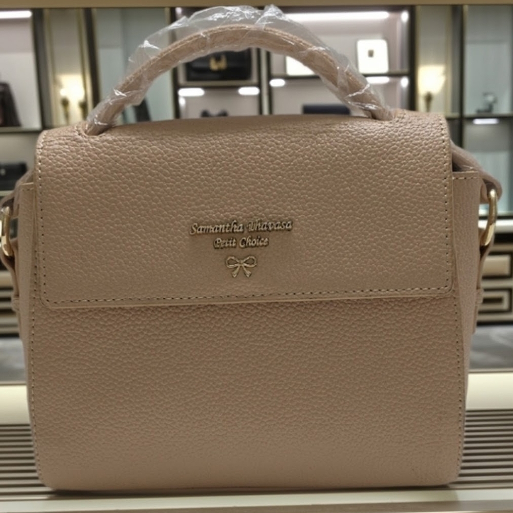 Samantha Thavasa Petit Choice Beige Pebbled Top-Handle Satchel